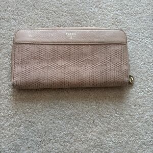 Fossil Beige Zip-Around Wallet | Women’s Leather Wallet
